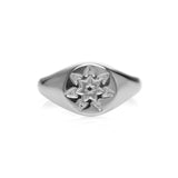 Detail Siegelring 925 Silber – glatte Oberfläche rhodiniert