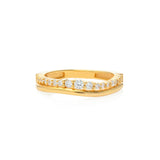 Zirkonia Ring „Wave“ aus 925 Sterling Silber – geschwungener Ring mit funkelnden Steinen in Gold oder Silber